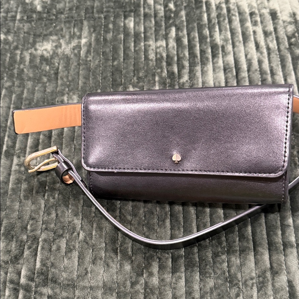 Elegant Black Leather Crossbody Bag